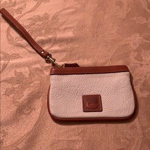 NWOT Dooney & Bourke Wristlet